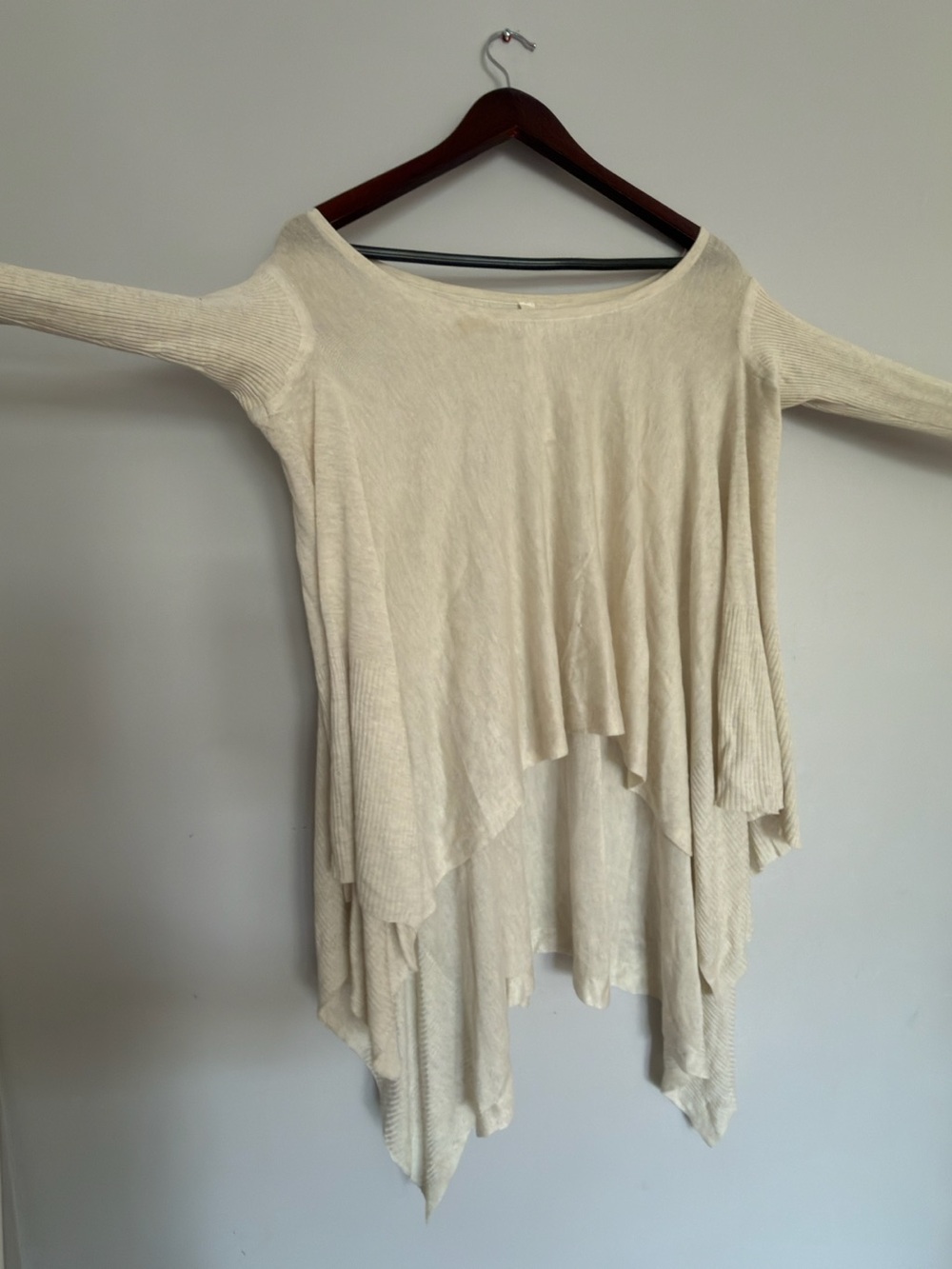 lululemon athletica Ivory Lightweight Knit Pullover